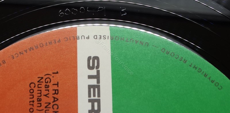600048 'A' Side Label WEA Label.