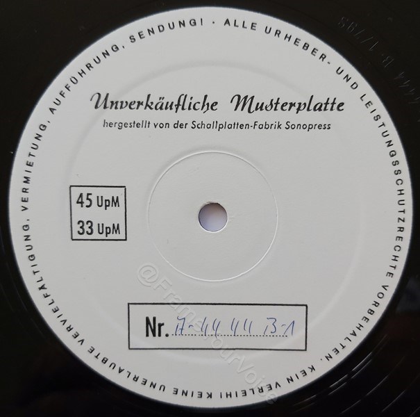 INT 126.502 B side AVES White Label.