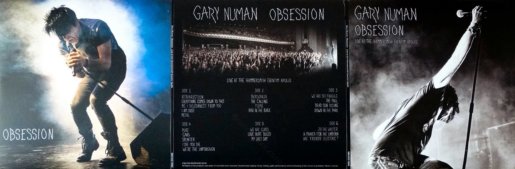 Triple Gatefold Cover.