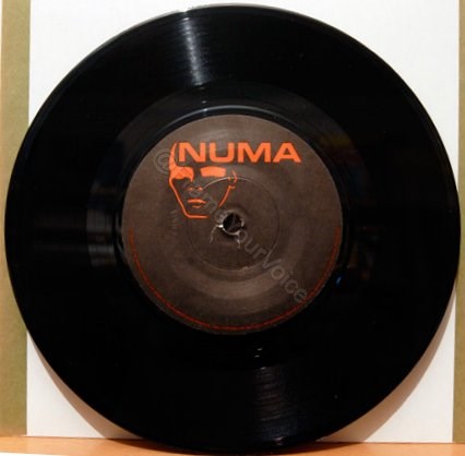 NU 21 Mispressed B Side Label