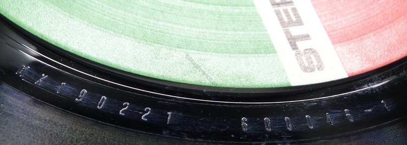 600 049 WEA Inner Cover Detail.