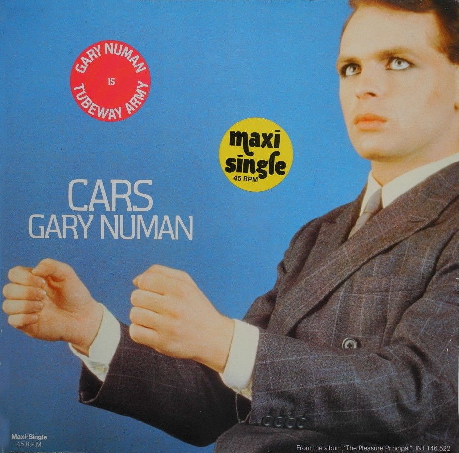 INT 126.502 Cover 2 [With Sticker].