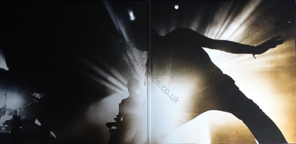 MM-VP2-1602A Inner Gatefold.