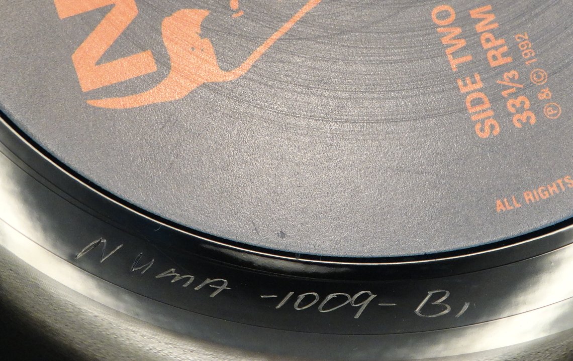 NUMA 1009 B Side Matrix.