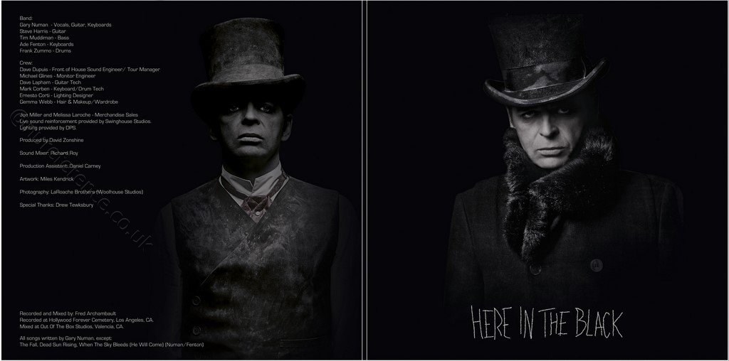 Inner Gatefold.