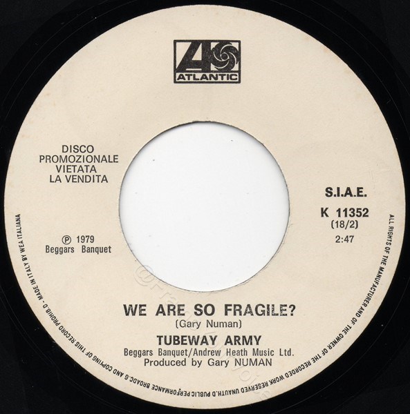 K 11352 B Promo Label.
